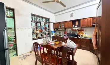 <108BT>: BÁN GẤP NHÀ 3 TẦNG – HẺM Ô TÔ – ĐƯỜNG ĐẶNG VĂN BI – P. BÌNH THỌ – 104.2m2 ngang 6.1m
