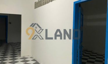 <2165LTR>: Bán nhà MT mặt tiền gần trường ĐH Ngân Hàng