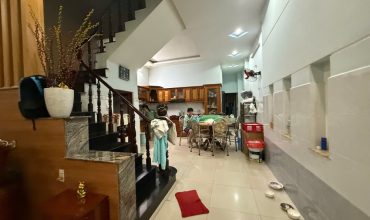 <2163TT>: GẤP BÁN NHÀ MẶT TIỀN 1T1L KINH DOANH TỐT GẦN GA METRO BÌNH THÁI