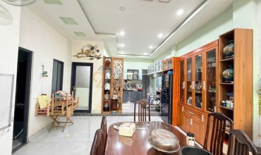 <492LTR>: HOT- NHÀ VỊ TRÍ ĐẸP- KHU DÂN CƯ SẦM UẤT – PHÙ HỢP XÂY CHDV – 200.7M2 NGANG 7.27 NỞ HẬU