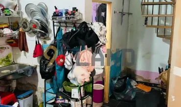 <1065Ltr>: BÁN GẤP NHÀ 1 TRỆT 1 LẦU. THÊM 3 PHÒNG TRỌ PHÍA SAU. HẺM XE HƠI LÊ VĂN CHÍ
