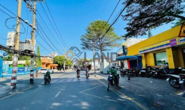 <1220LC> HÀNG HÓT- BÁN GẤP NHÀ 3TẦNG- NGAY TRUỜNG ĐH NGÂN HÀNG- HOÀNG DIỆU 2 -240M2 NGANG 10M