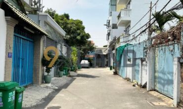 <251TNPB>: NHÀ HẺM XE HƠI – 1 TRỆT 1 LỬNG – GẦN ĐƯỜNG ĐÌNH PHONG PHÚ – 76.8M2