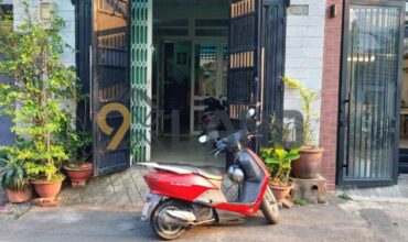 <251TNPB>: NHÀ HẺM XE HƠI – 1 TRỆT 1 LỬNG – GẦN ĐƯỜNG ĐÌNH PHONG PHÚ – 76.8M2