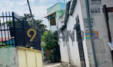 <2032TNPA>: BÁN GẤP NHÀ 1 TRỆT 1 LẦU + 3 PHÒNG TRỌ – HẺM Ô TÔ – ĐƯỜNG LÃ XUÂN OAI – 229.9 M2