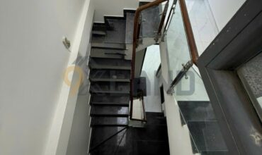 <263LTM>: BÁN NHÀ MỚI 1T2L- HXH TẬN CỬA- NGAY TTÂM- GẦN VINHOME Q9