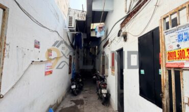 <1012LT>: BÁN DÃY TRỌ HẺM XE HƠI – SÁT PHẠM VĂN ĐỒNG – SẴN THU NHẬP 11TR/TH – 90M2 – NGANG 6M
