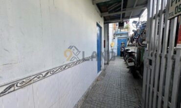 <1029LĐ>: BÁN GẤP 15 PHÒNG TRỌ HẺM XE HƠI – NGAY TUYẾN PHẠM VĂN ĐỒNG – SẴN DÒNG TIỀN 43TR/TH – 234M2
