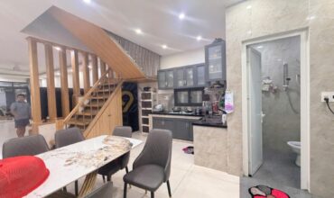 <398LC>: BÁN NHÀ 1T1L CĂN GÓC 2 MẶT TIỀN ĐƯỜNG THOÁNG – NGAY WINCOM THỦ ĐỨC – DTSD 140M2 – NGANG 7M