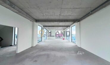 <2224Ltr>: TOÀ NHÀ 01 HẦM 06 TẦNG MẶT TIỀN LÕI TRUNG TÂM LÀNG ĐH – THUẬN TIỆN KD ĐA NGÀNH NGHỀ – 225.6 M2 NỞ HẬU